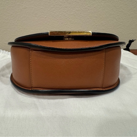 CUYANA Mini Saddle bag in CARAMEL Miele - Picture 9 of 15